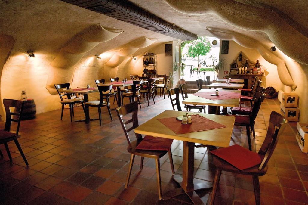Weinhotel St. Stephanus Zeltingen-Rachtig Exterior photo